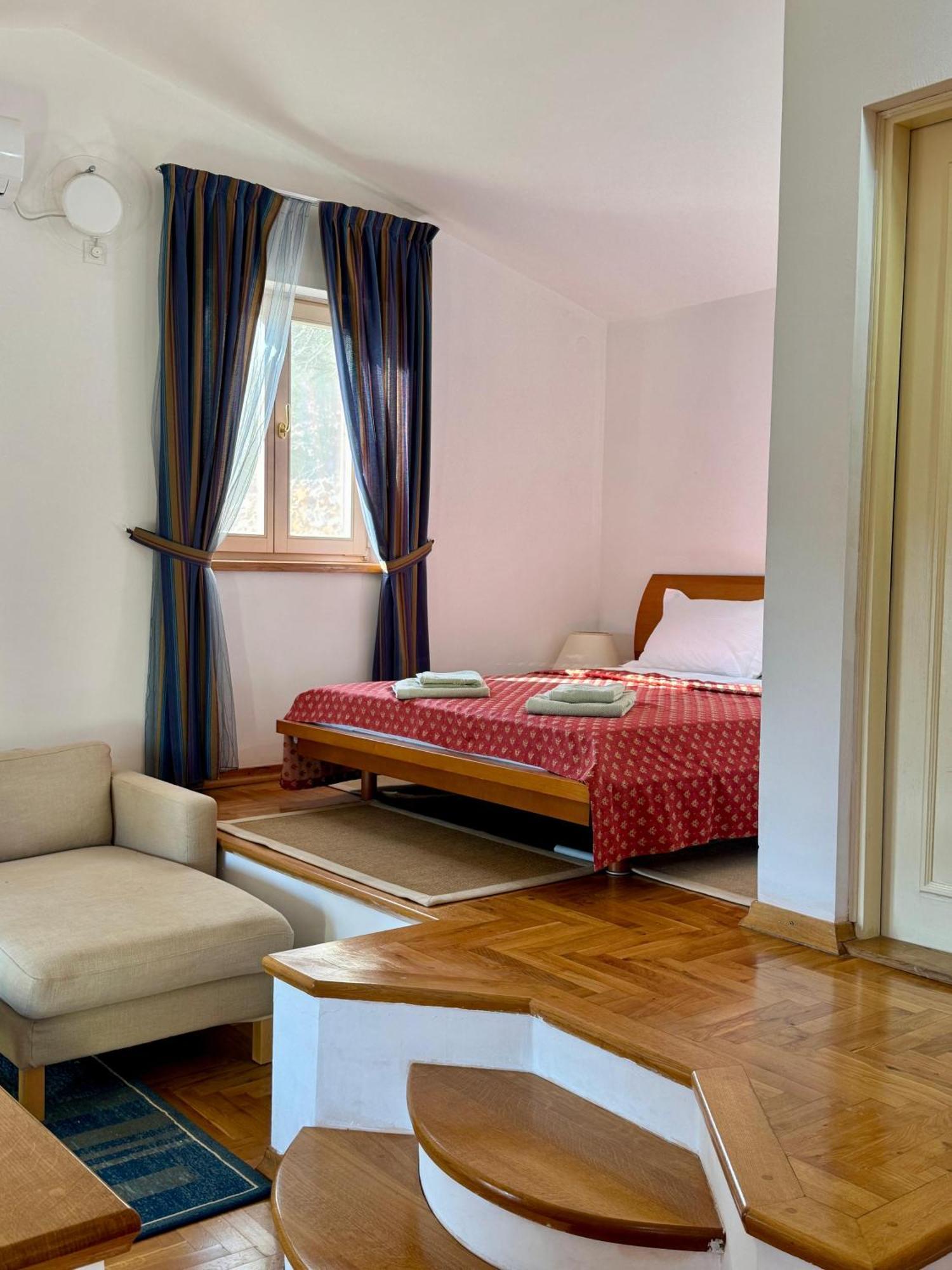 Villa Rava Hotel & Restaurant Εξωτερικό φωτογραφία