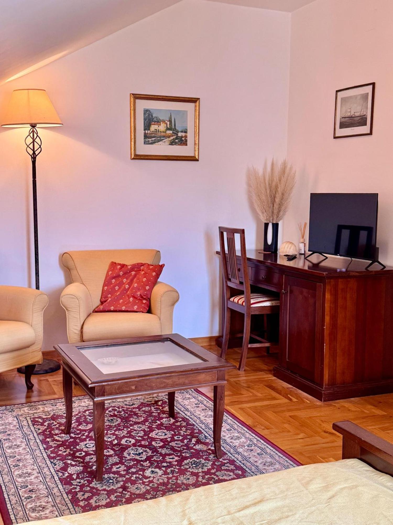 Villa Rava Hotel & Restaurant Εξωτερικό φωτογραφία