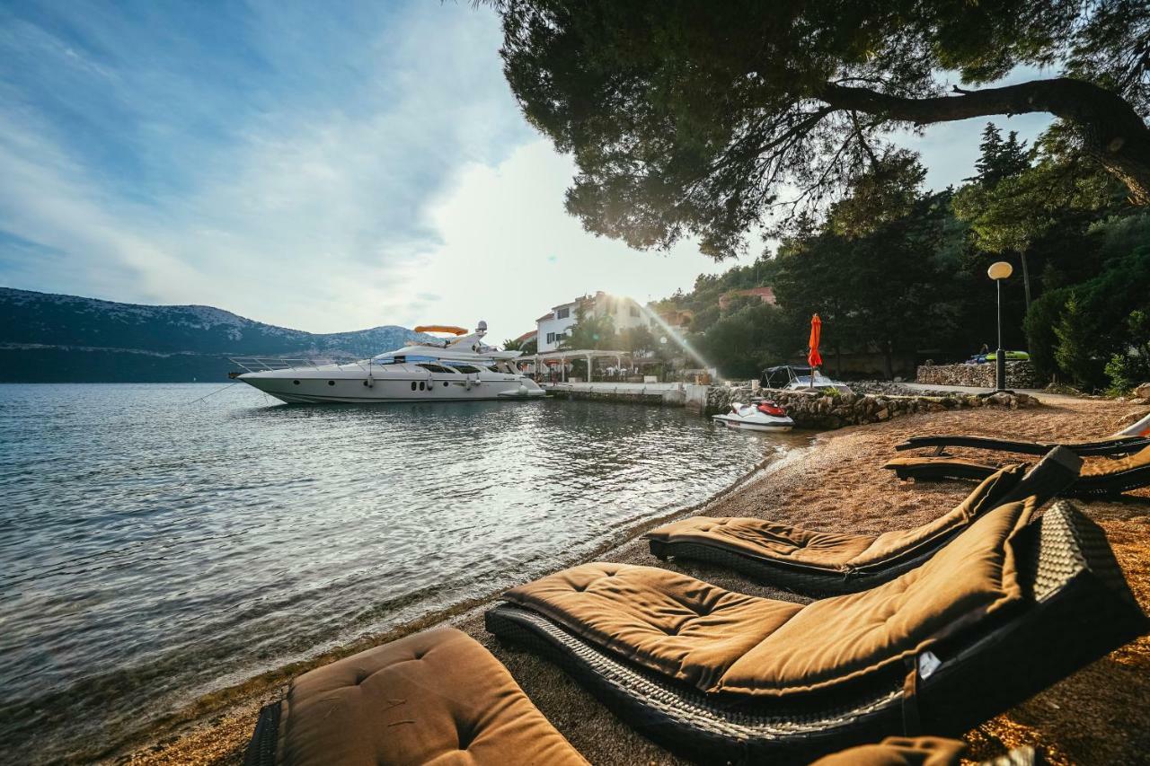 Villa Rava Hotel & Restaurant Εξωτερικό φωτογραφία